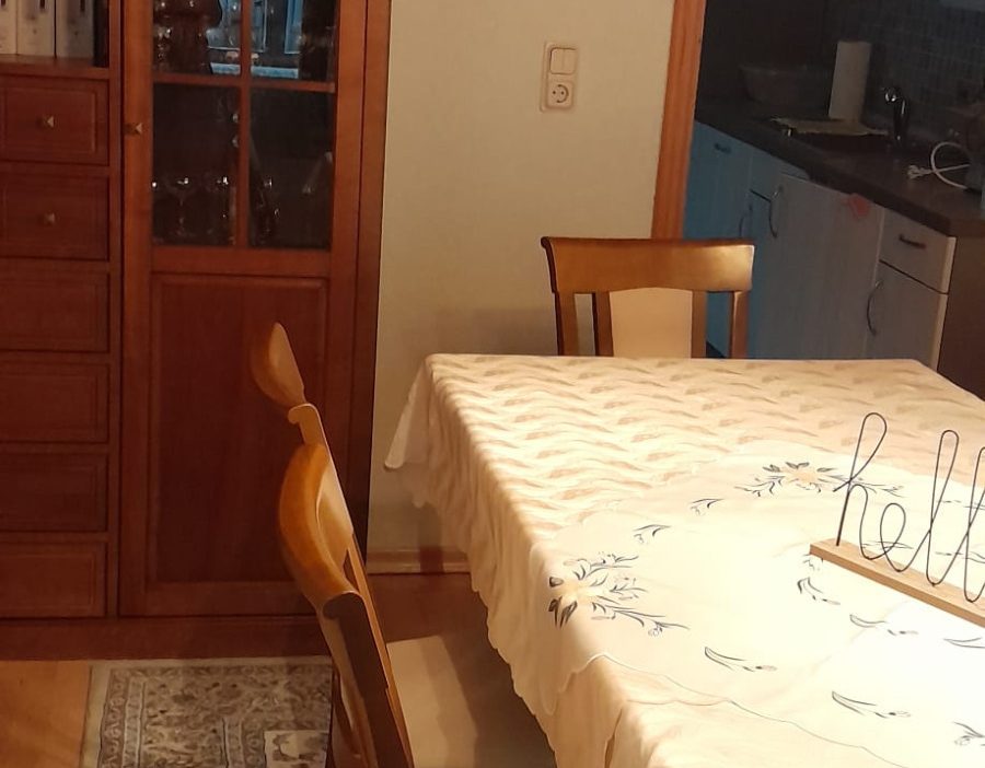 Essbereich bis zu 6 Person
